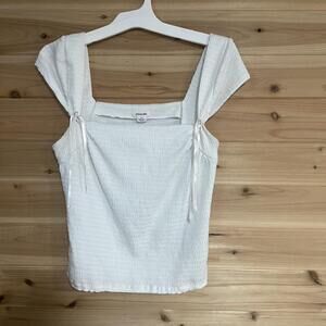 White Top With Pink Tie